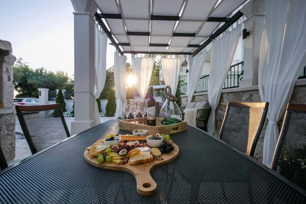 Villa Bante - Luxury Stone House