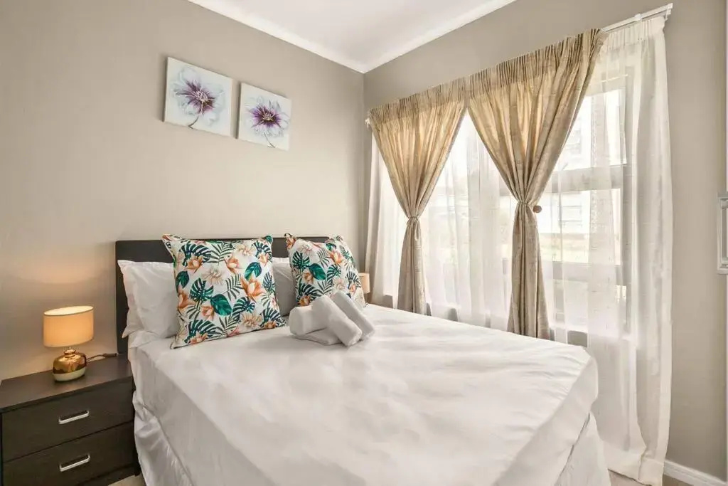 Lovely 2 bedroom apartment with modern finishes