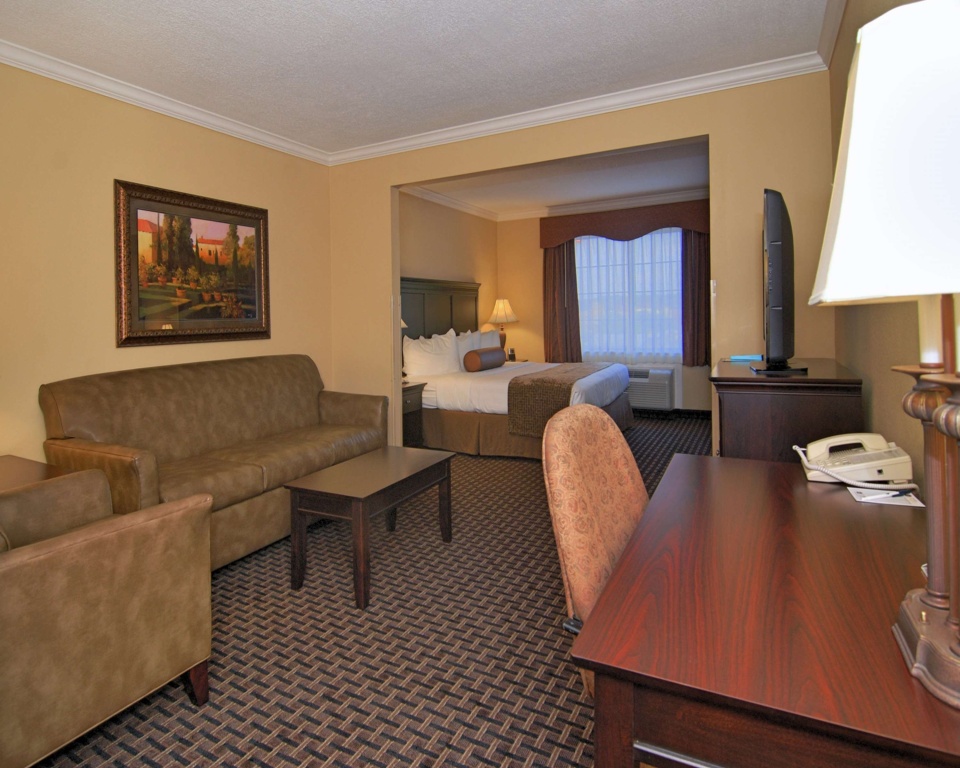 Best Western Plus Southpark Inn & Suites