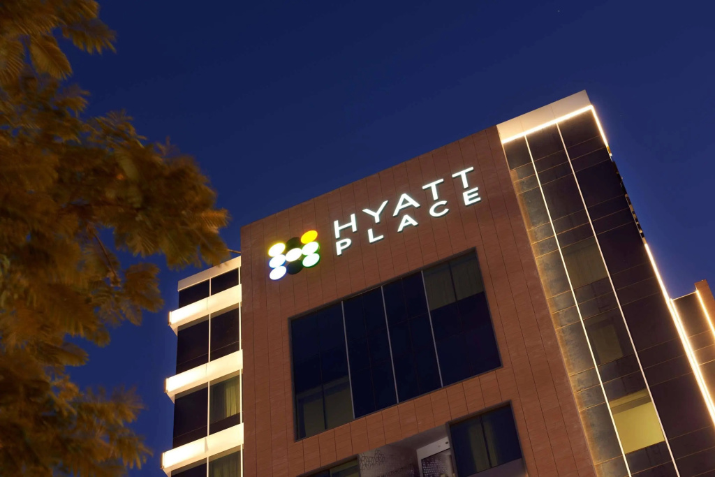Hyatt Place Dubai Al Rigga Residences
