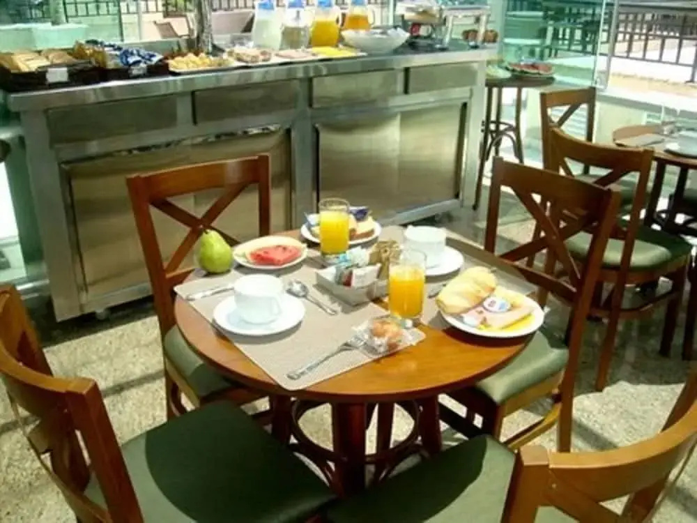 Upper Hotel