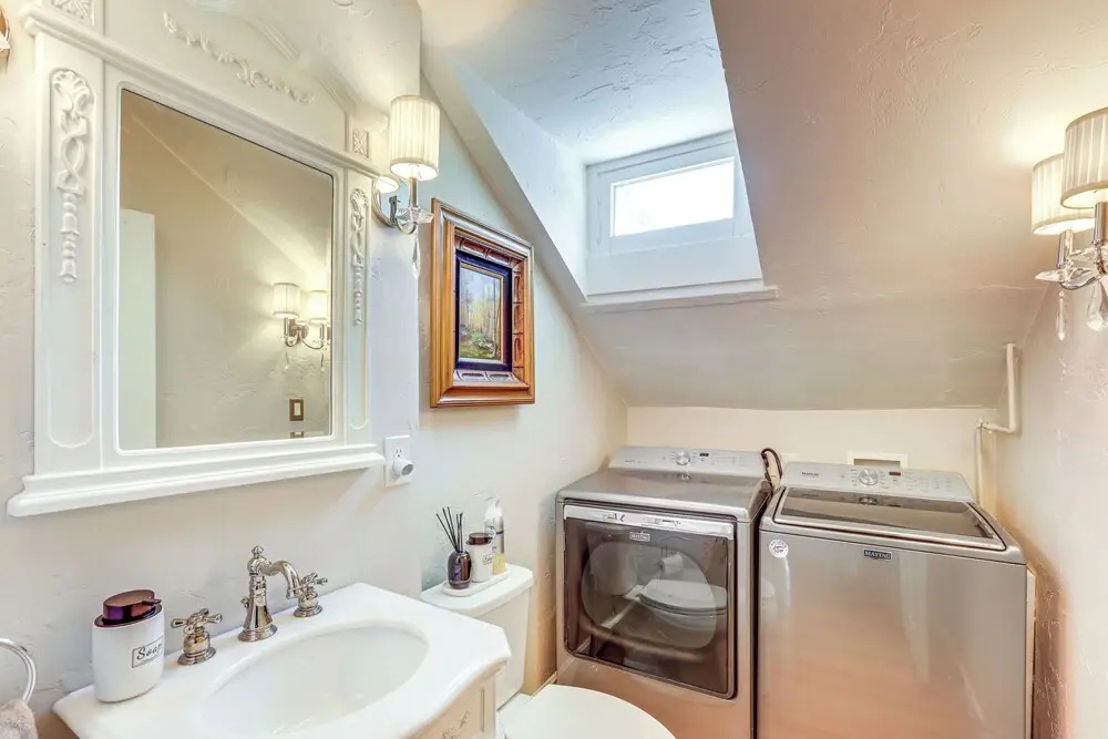 Historic French Consulate! Cap Hill Area, Walkable