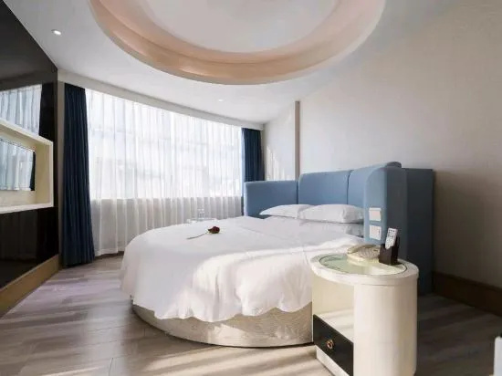 Xibei Hotel (Yongkang West Station Baolong Square Pedestrian Street)