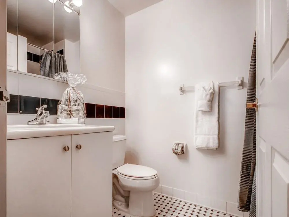 Global Serviced Apartments At 333 River Street