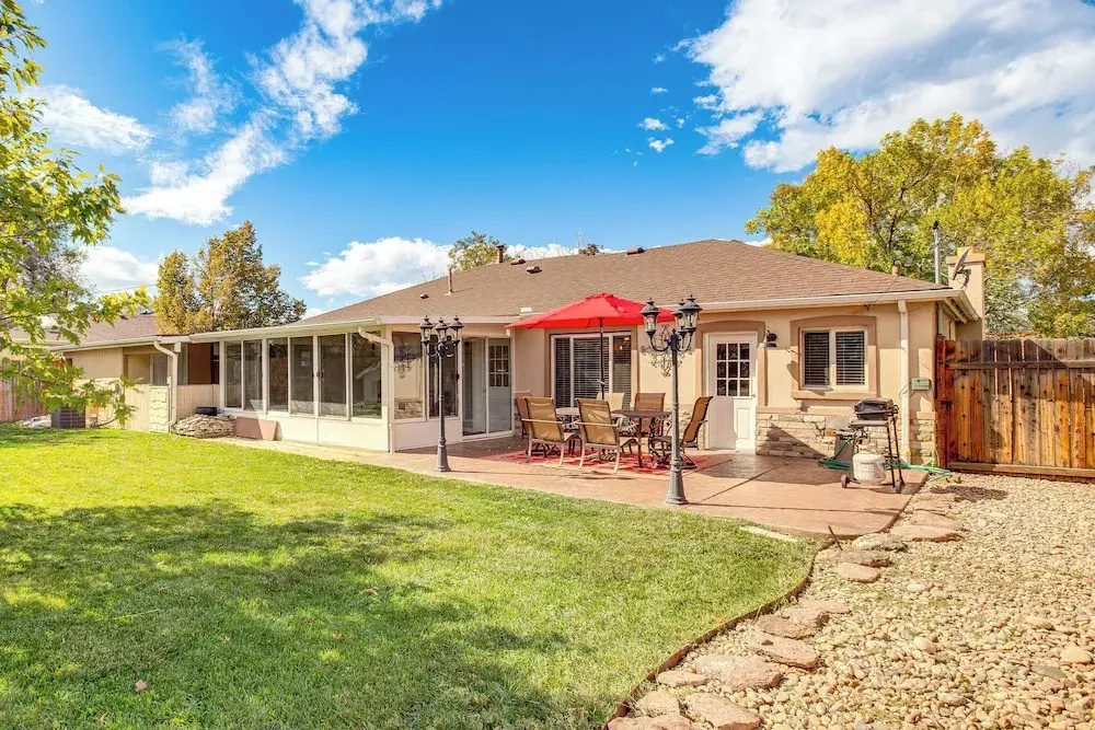 Suburban Home 9 Mi to Dtwn Denver: Outdoor Oasis!