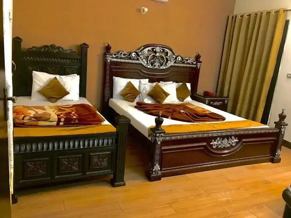 Step Inn Guest House Lahore