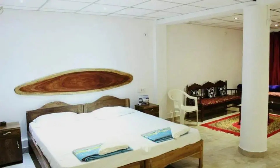 Kapoor Tourist Cottage