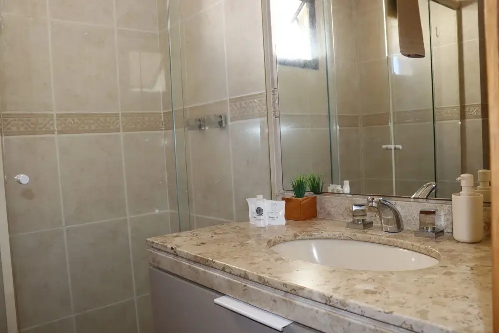 Local 301 Apartment
