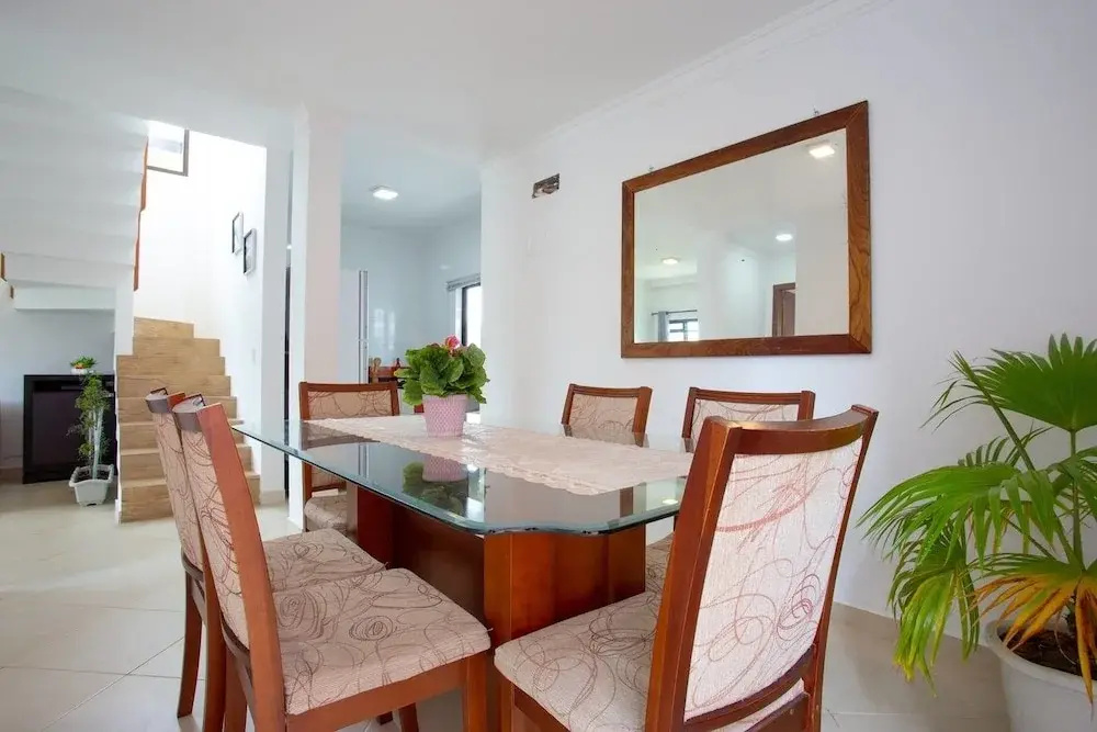 Casa com 3 qts em rua Tranquila no Campeche