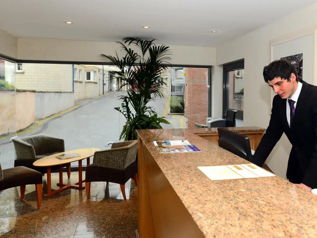 Holyrood Aparthotel