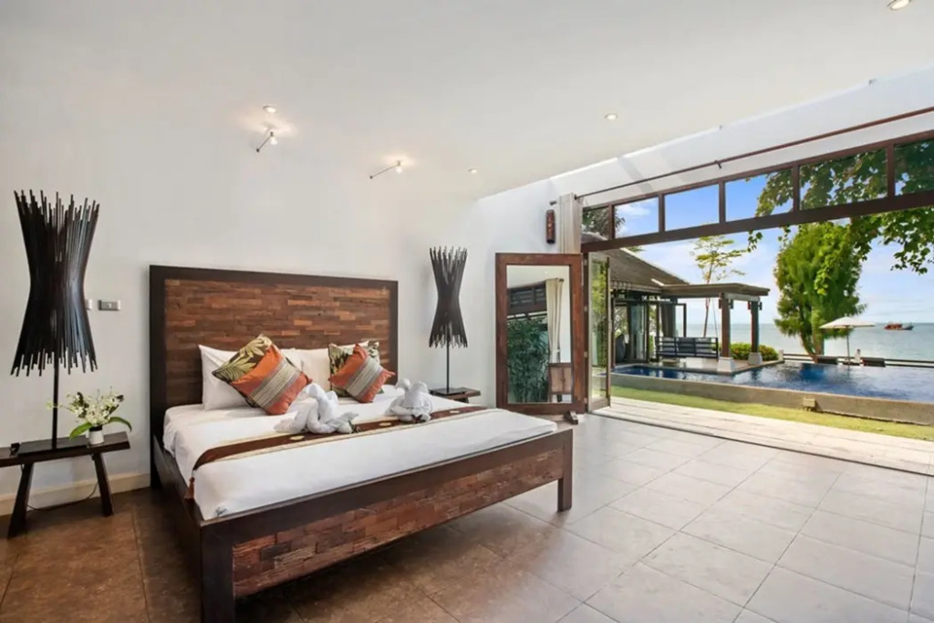 The Emerald Beach Villa 4