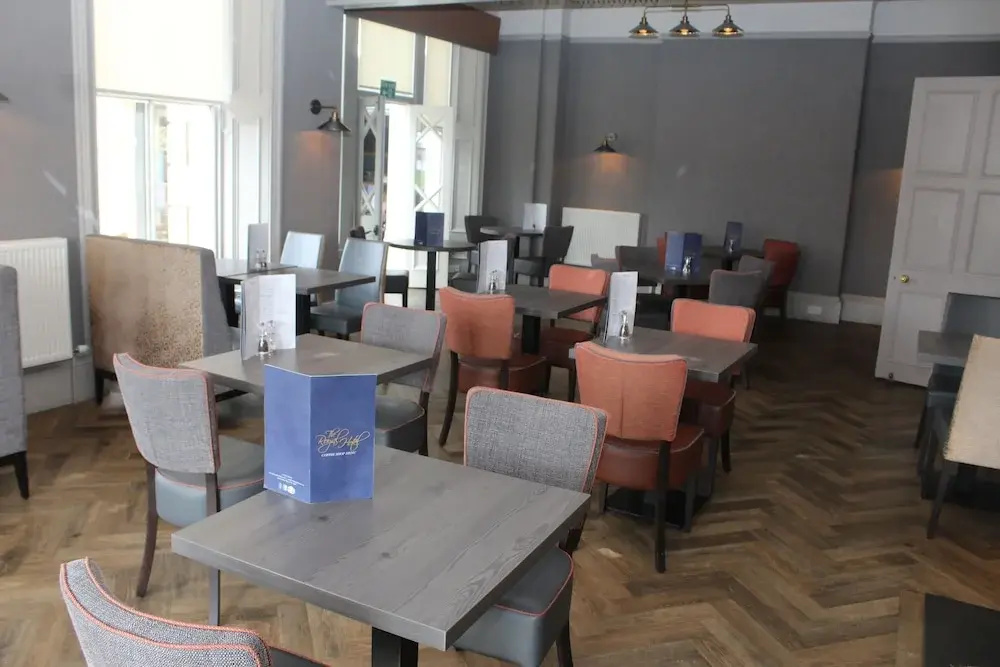 The Royal Hotel Elgin