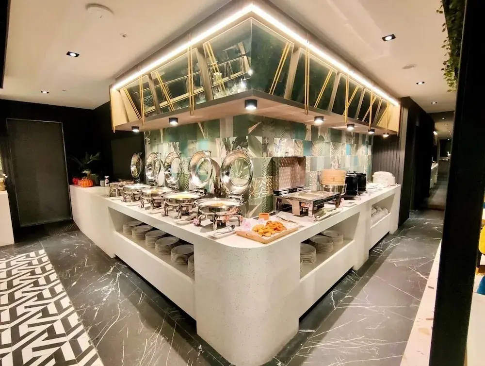 Tenz Go Hotel