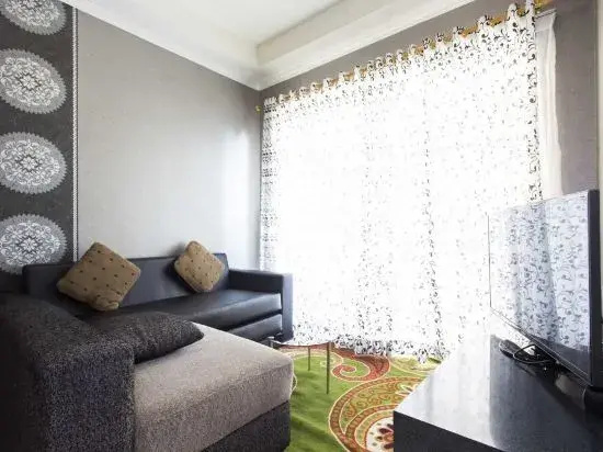 RedDoorz Apartment @ MOI Gading