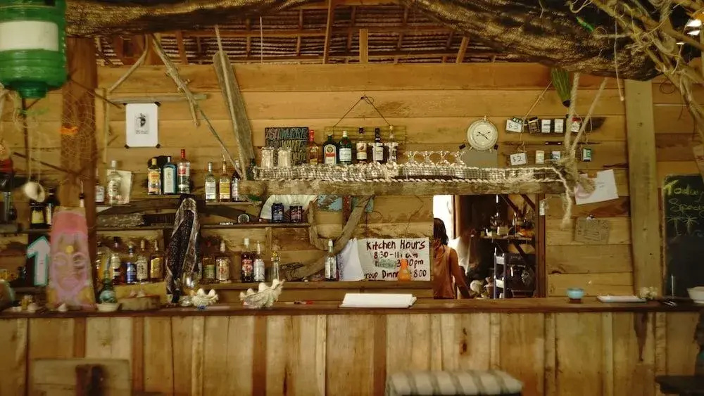 Driftwood Hostel and Bungalows