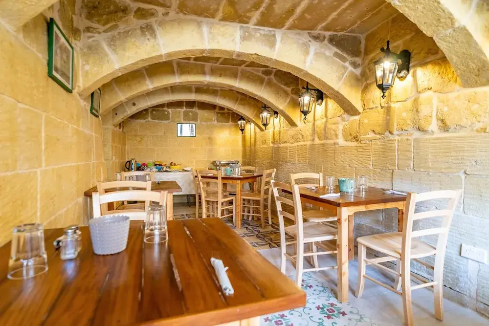Ta' Pinu B&B