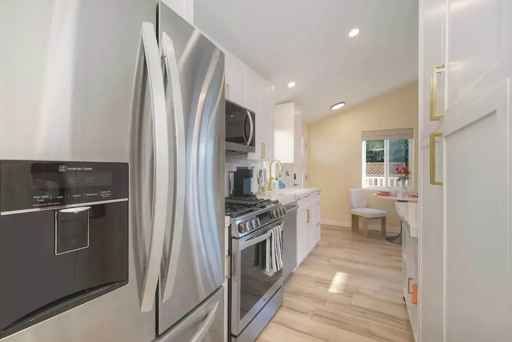 Monarch Cove - Unit C  For 4ppl