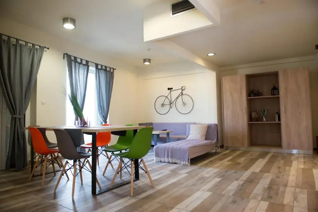 Athens Way Lofts