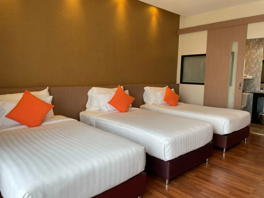 Tonaoi Grand Hotel