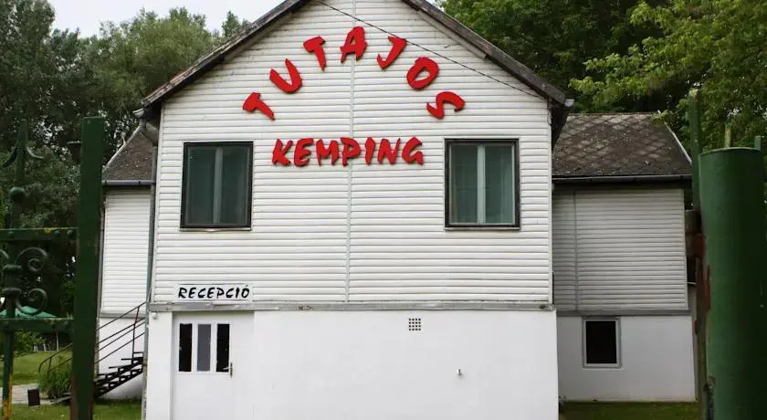 Tutajos Üdülőház és Kemping