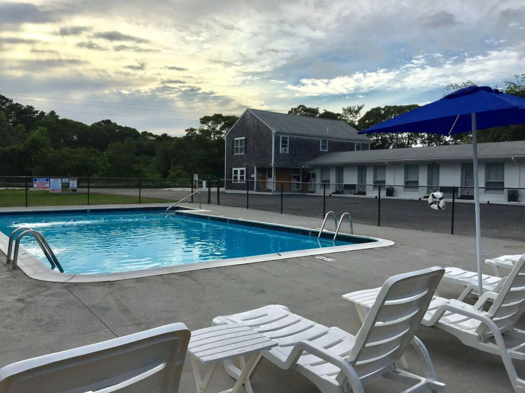 Kingfisher Lodging