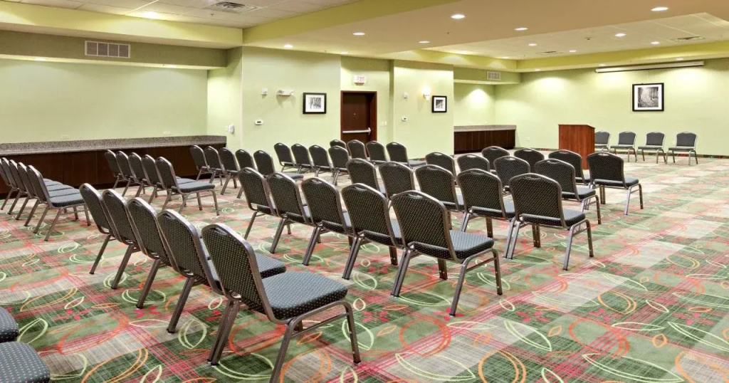 Holiday Inn Garland by IHG
