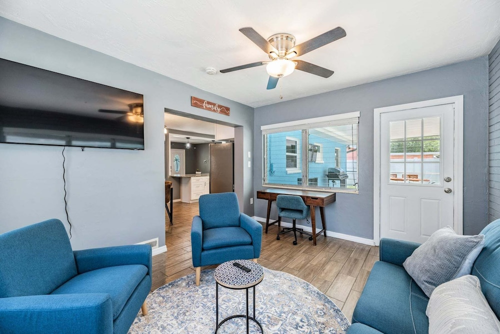 3442 Azalea Pl