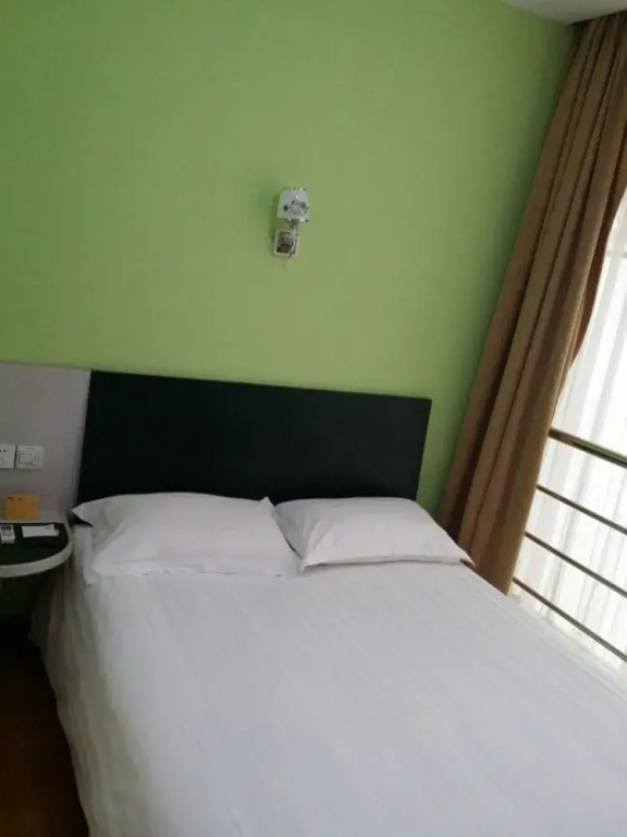 Motel 168 Hotel