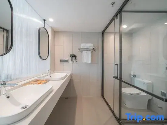 Yuzhan Hotel