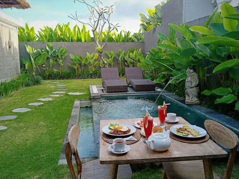 Three Gold Luxury Private Villas