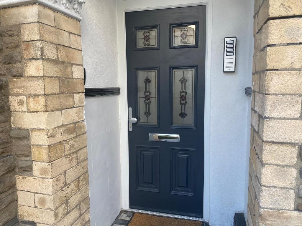 Wyndham Crescent - Stylish Flat in Popular Pontcanna