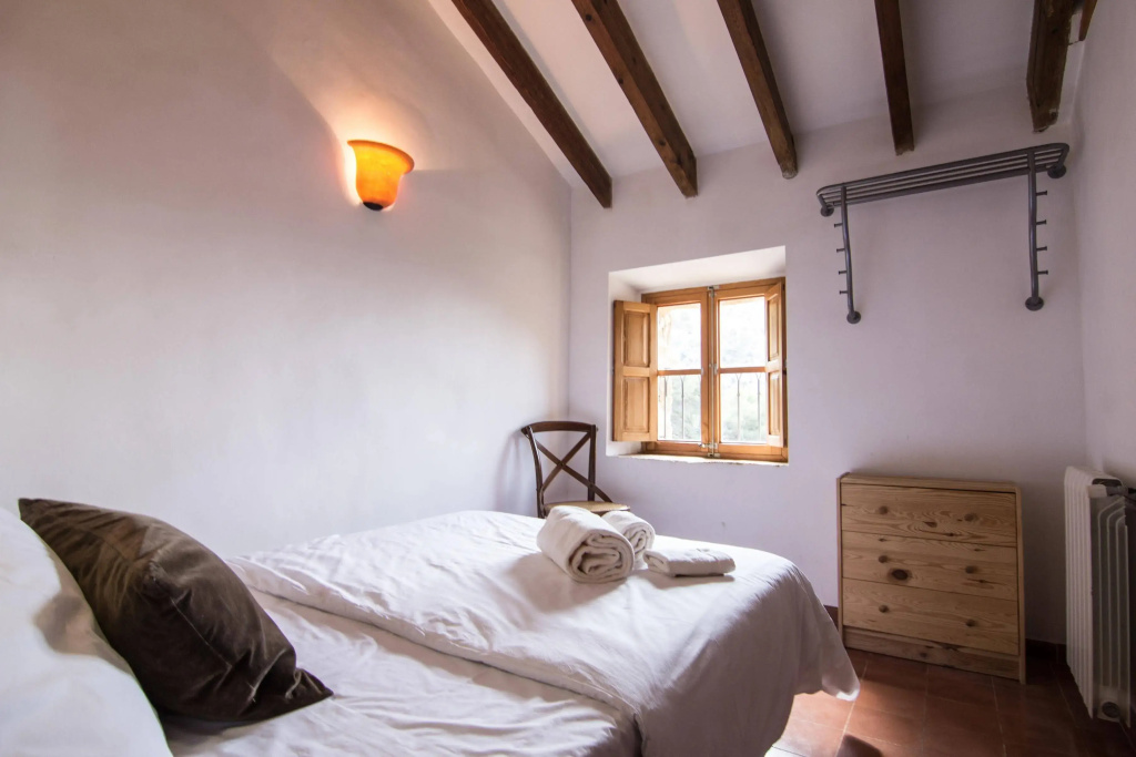 Petit Hotel Hostatgeria La Victoria