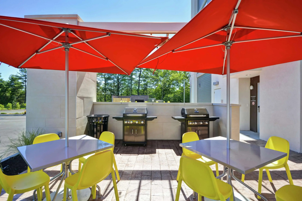 Home2 Suites by Hilton Queensbury Lake George