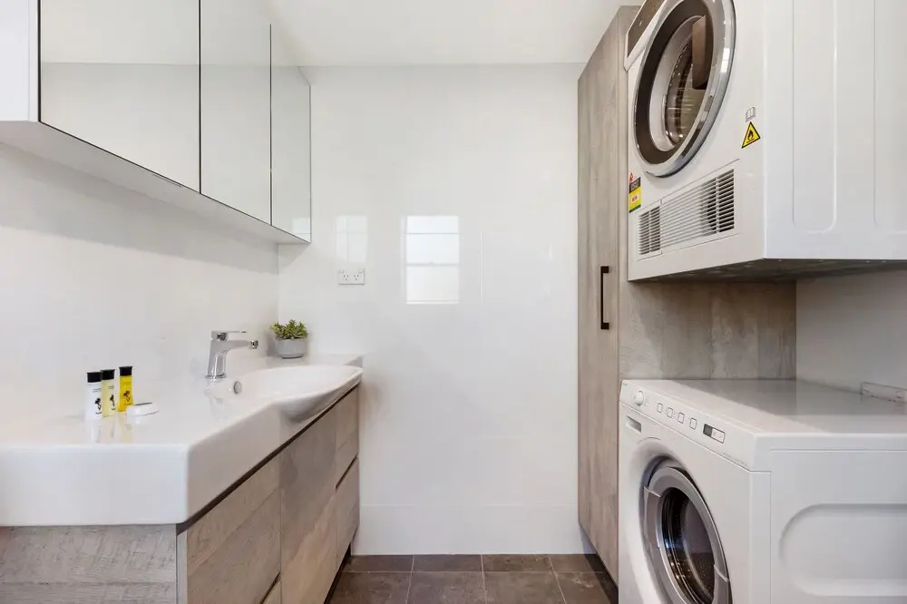 Darlinghurst 21 Crn Furnished Apartment