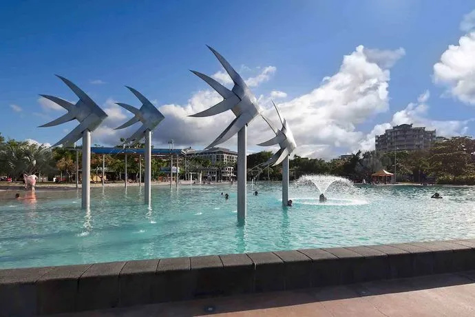 Privately Owned Hotel Room by Cairns Marina 222