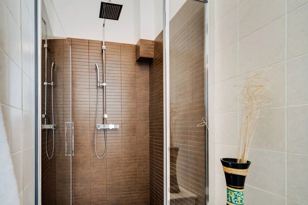 Lovely Renovated Flat/4guests/exclusive Location!