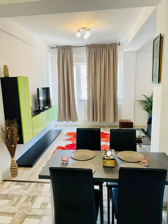 Rena Apartment