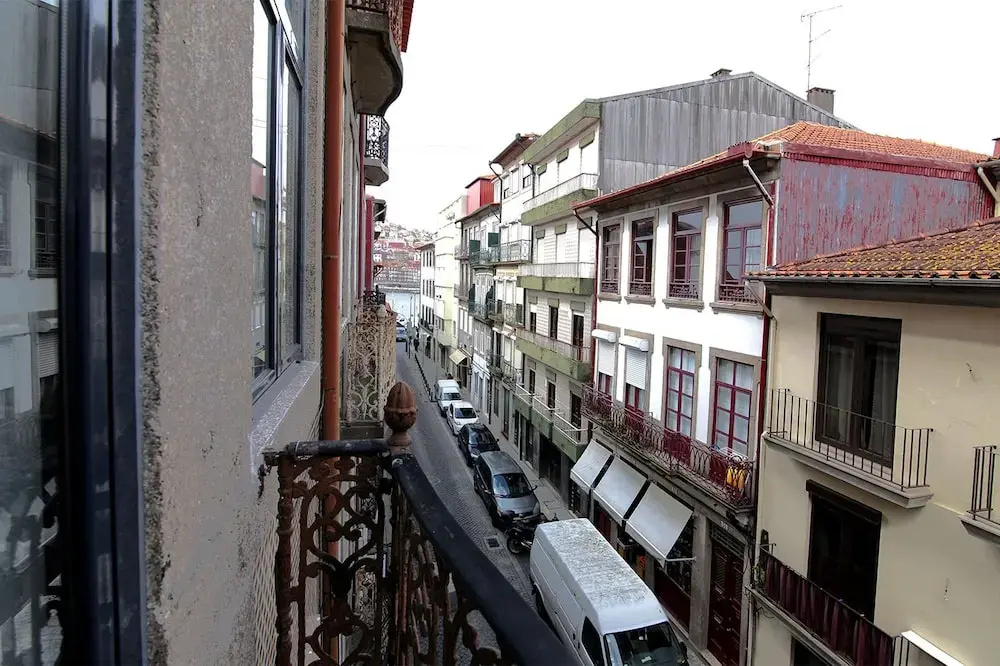 Porta 33
