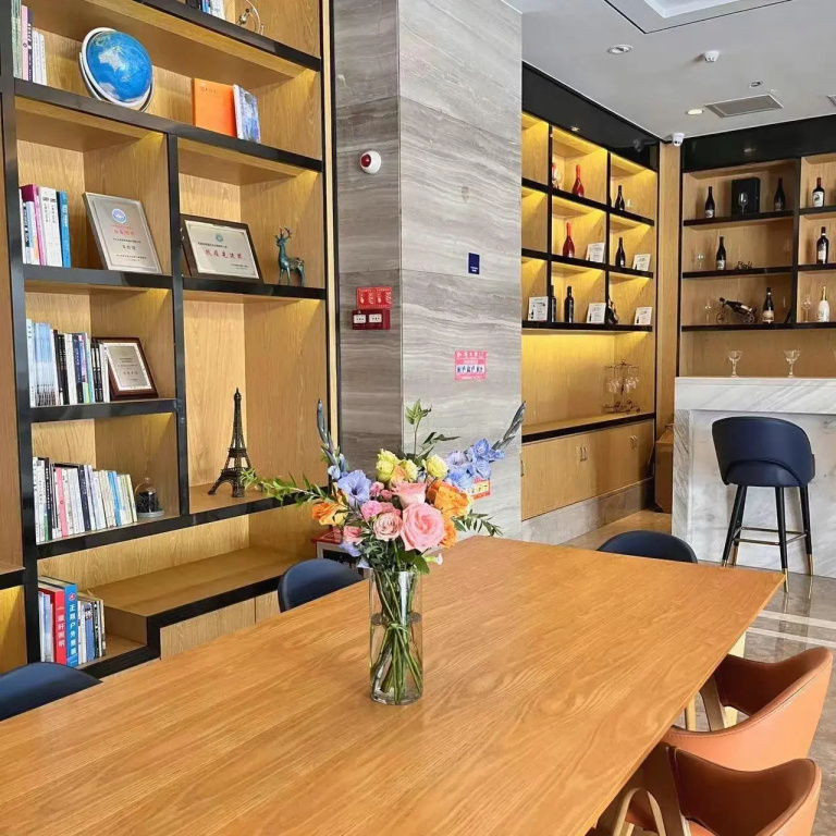 Kyriad Marvelous Hotel Zhongshan Nanlang