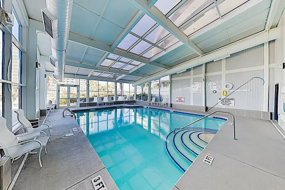 New Listing! Oceanfront W/ Pools & Hot Tub 3 Bedroom Condo