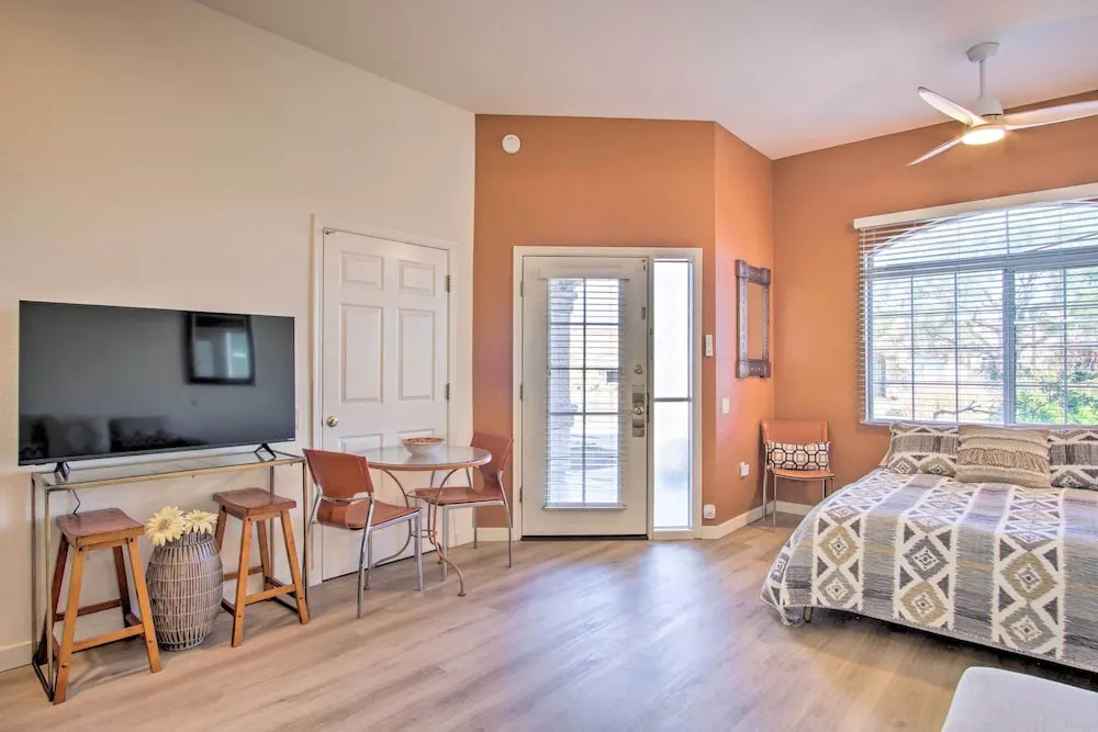 Green Valley Studio in 55+ Community!