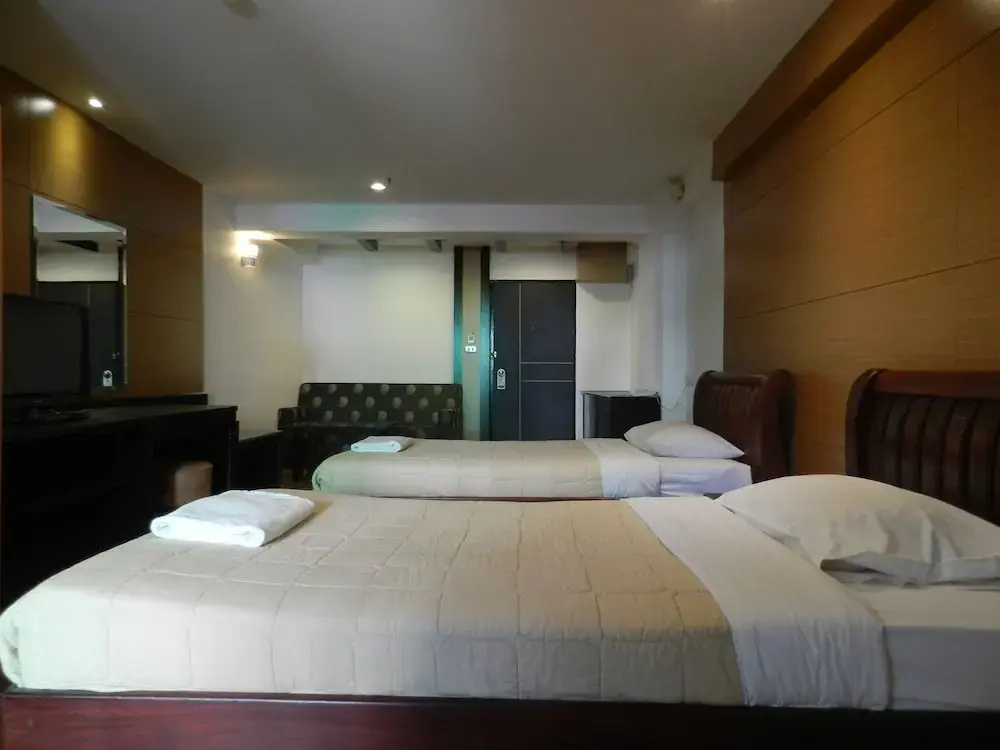 Nana Tai Suite