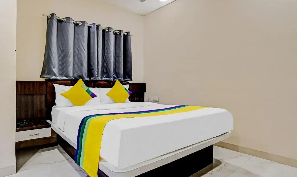 Hotel Anand Shree Near Airport,Indore