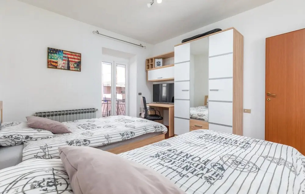 Awesome Home in Vodnjan With Wifi and 2 Bedrooms