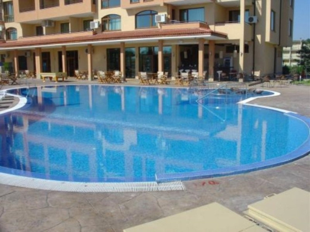 Golden Rainbow Beach Hotel