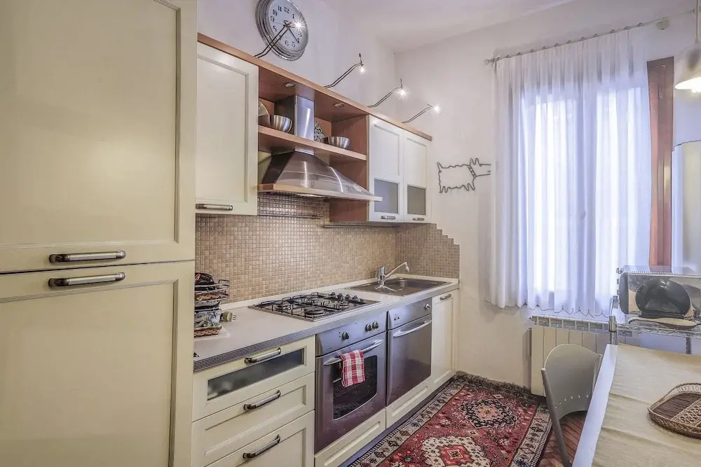 Venice Dream House Bolero