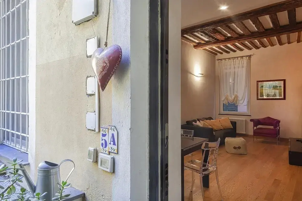 A Lovely Nest in the City by Wonderful Italy