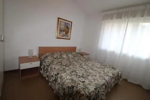 Villa CONTINENTI