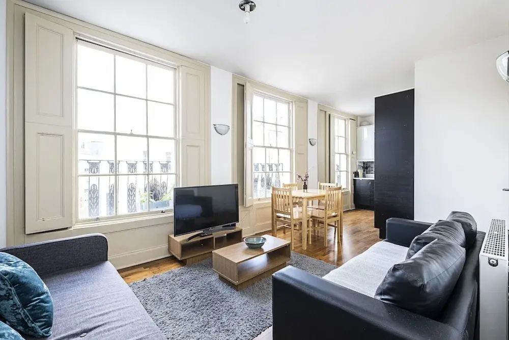 Royal College Apartments by Flexystays