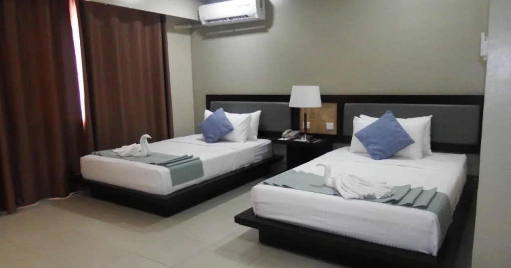 Tanza Oasis Hotel and Resort